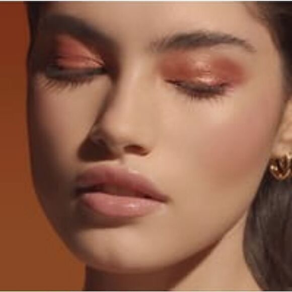 Santorini Eyeshadow Quad -neutral brown Mattes & Shimmers - Picture 4 of 10